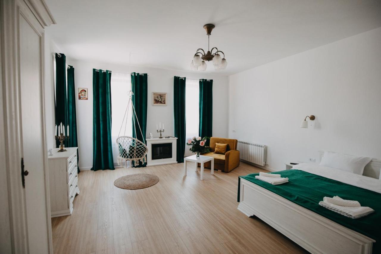 Studio Manzur Braşov Exterior foto